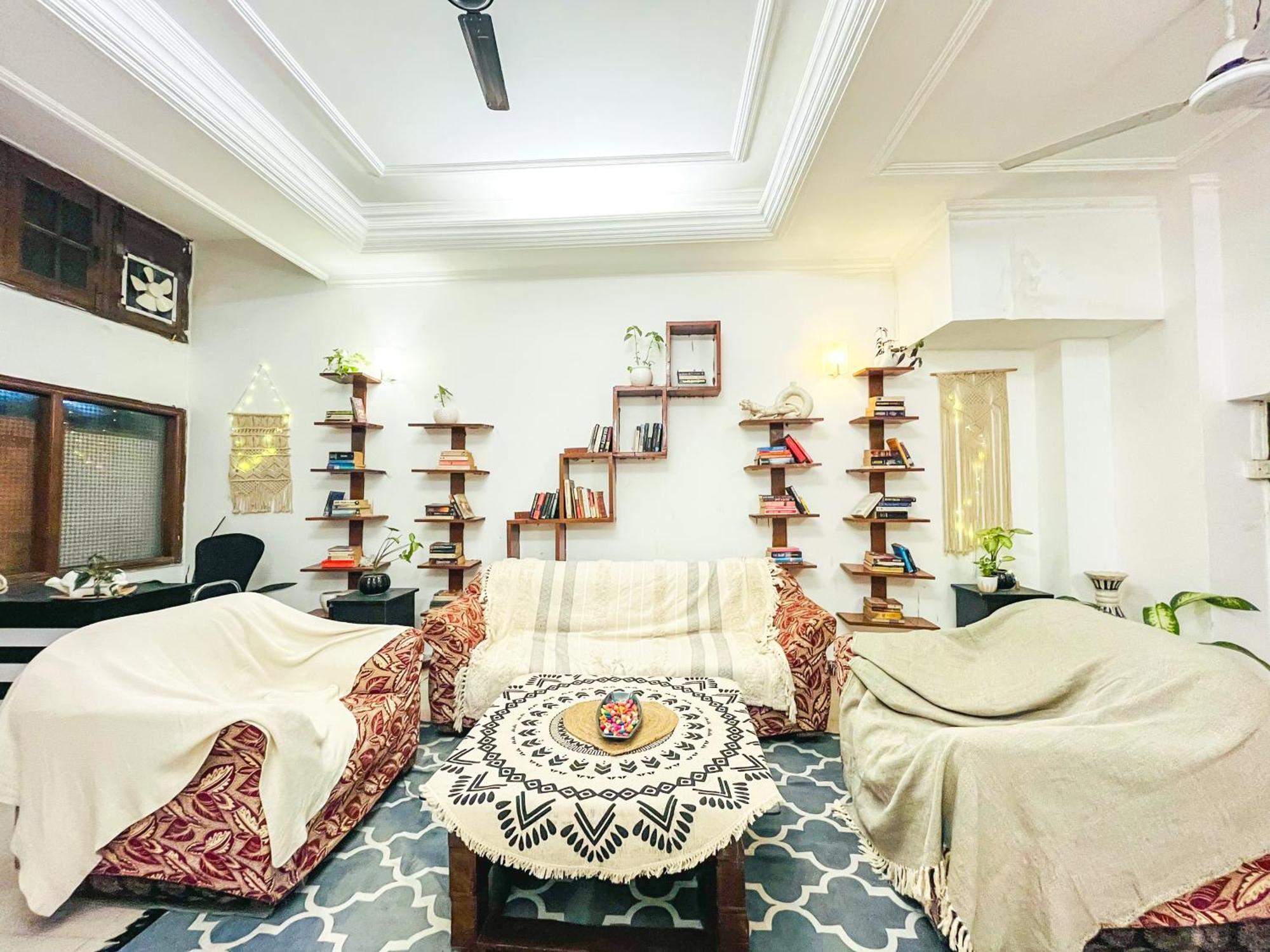 Atharva'S Homestay, Nehru Enclave New Delhi Exterior photo